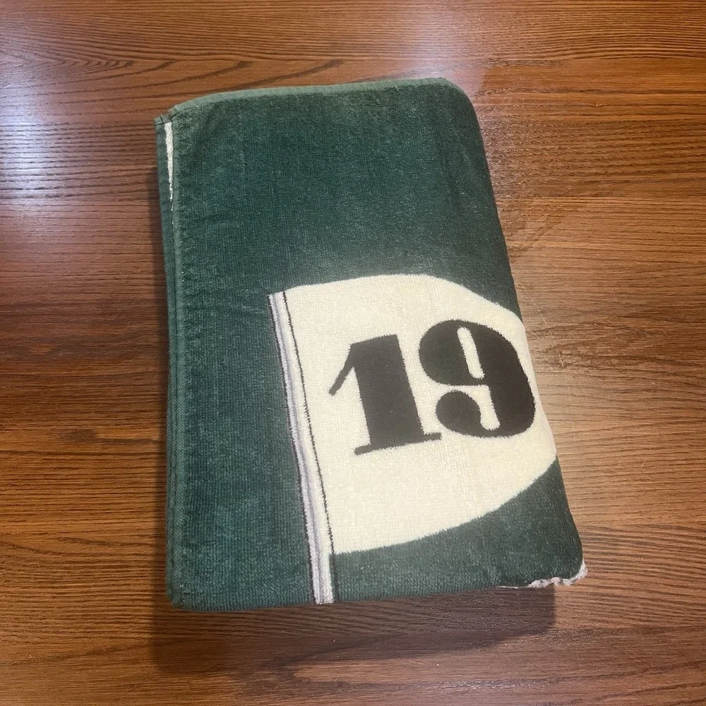 Vintage Hilasal Golf Beach Towel 19th Hole Clubs Flag Ball 100% Cotton Green